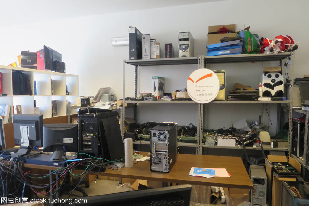 計算機維修設(shè)備與計算機維修 基本工具與流程